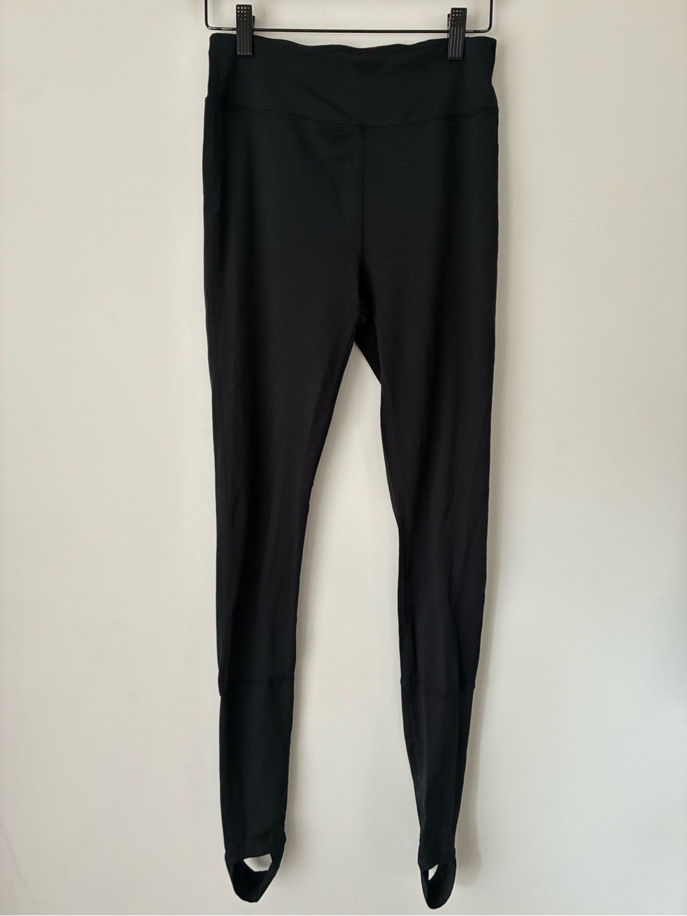 Outdoor Voices Leggings Women’s M CloudKnit Stirrup Leggings Black High Rise